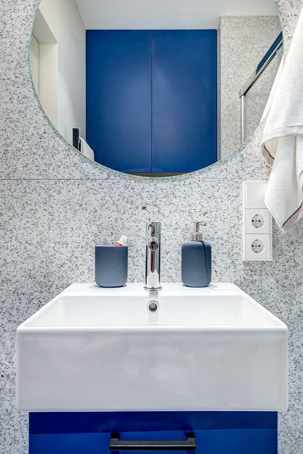 Happy Inn Gold Studio, Self Check-In, Parking In The Underground Garage Βίλνιους Εξωτερικό φωτογραφία